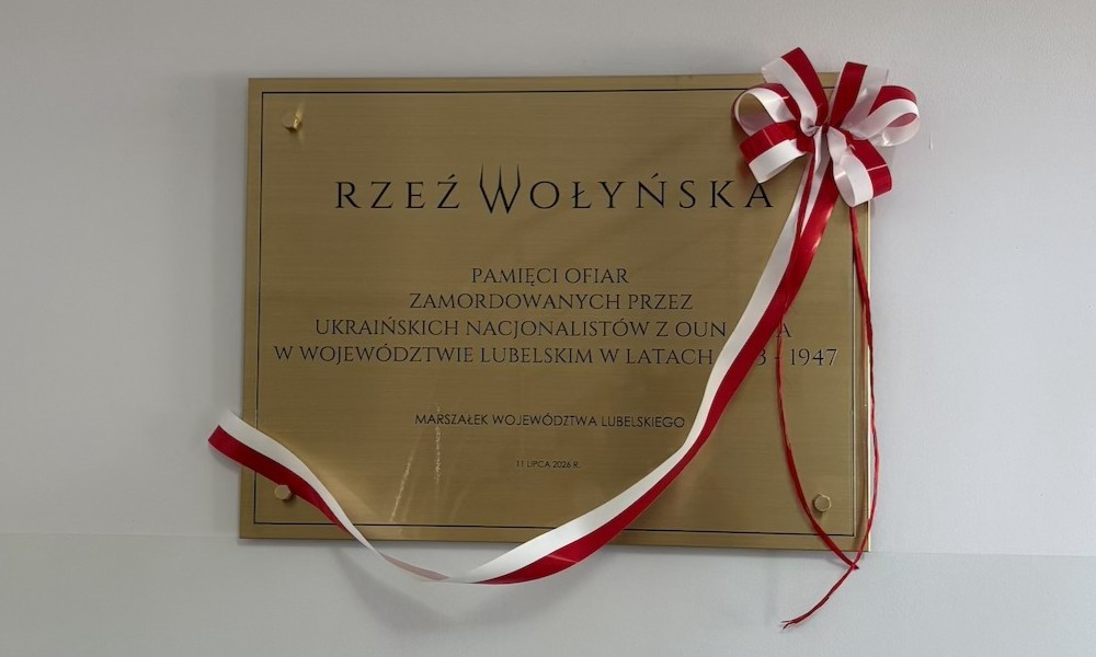 tablica_rzez_wolynska_mini tablica_rzez_wolynska_mini